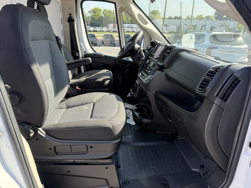 Used 2023 Jeep Wrangler Sport AWD/4WD image 25