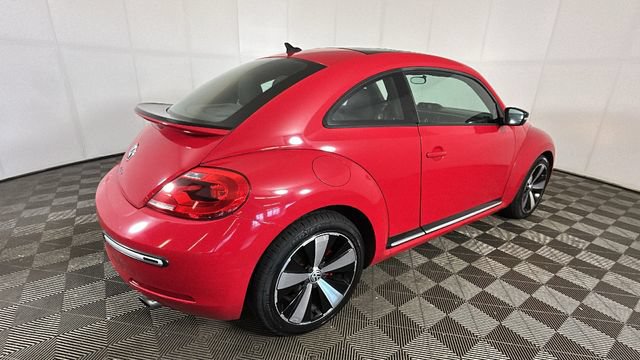 Used 2013 Volkswagen Beetle Turbo FWD video 2