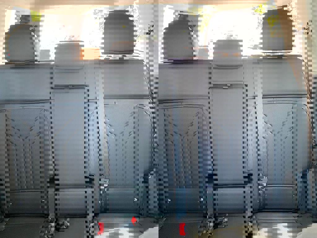 New 2026 Hyundai Santa Fe SEL image 36