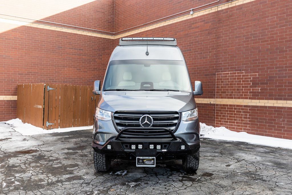 Used 2025 Mercedes-Benz Sprinter 2500 image 2