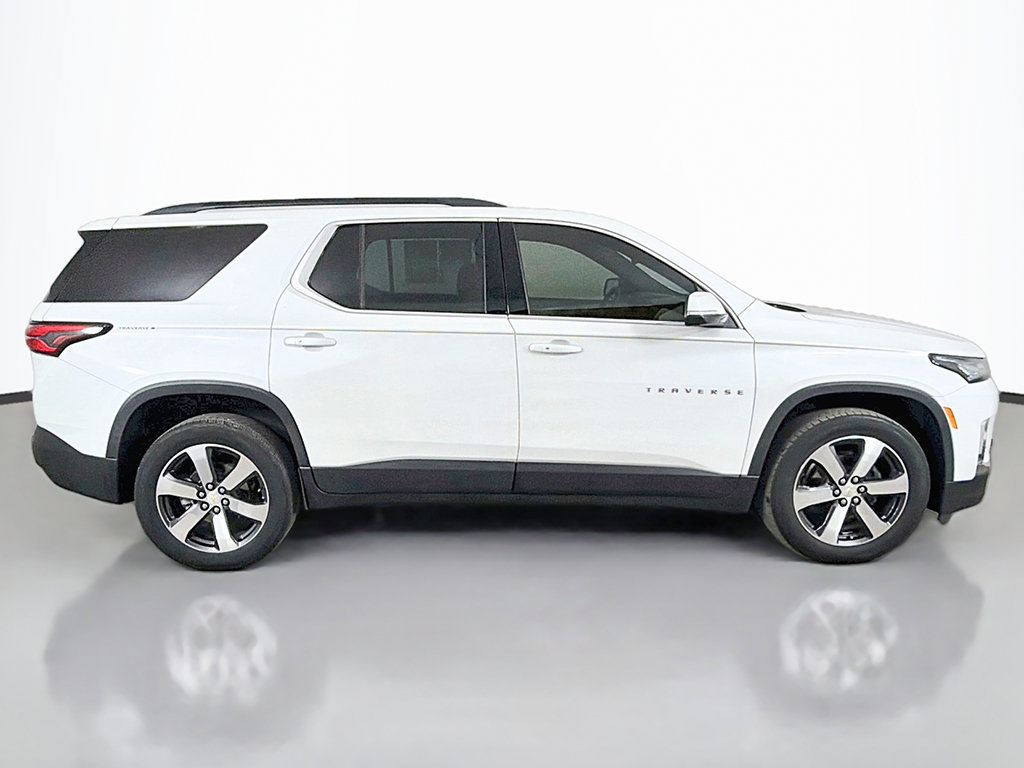Used 2023 Chevrolet Traverse LT w/ LT Premium Package FWD image 18
