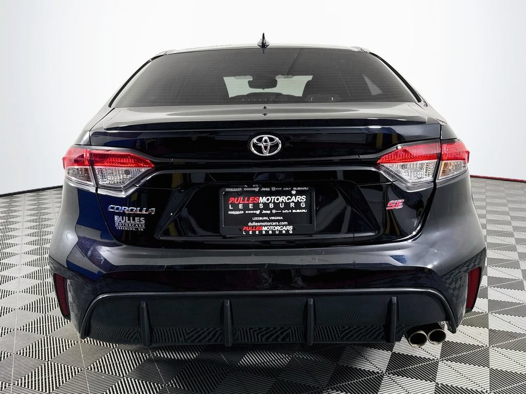 Used 2023 Toyota Corolla SE FWD image 6