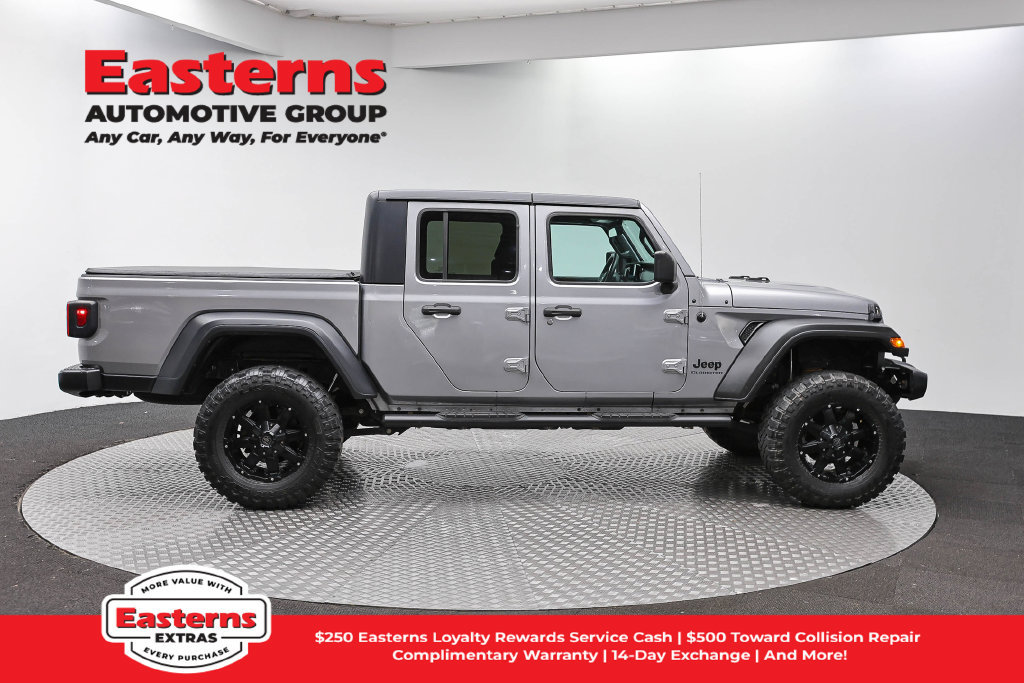 Used 2020 Jeep Gladiator Sport AWD/4WD image 5