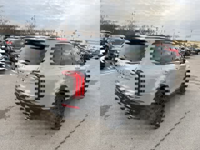 Used 2022 Kia Telluride SX w/ Nightfall Edition Package image 24