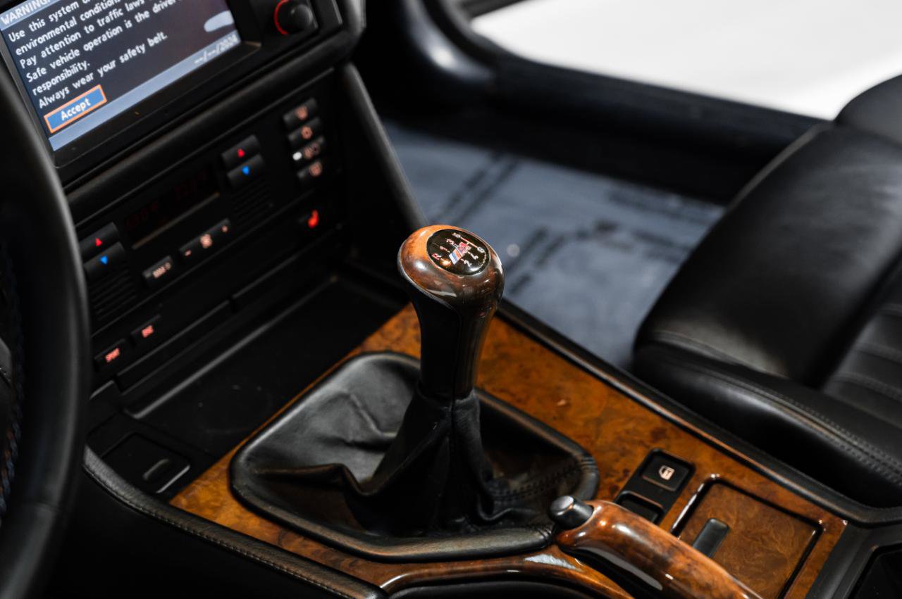 Used 2003 BMW M5 image 18