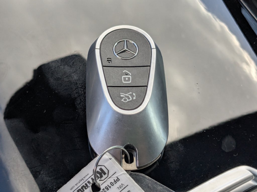 Certified 2023 Mercedes-Benz EQE 500 4MATIC Sedan image 18