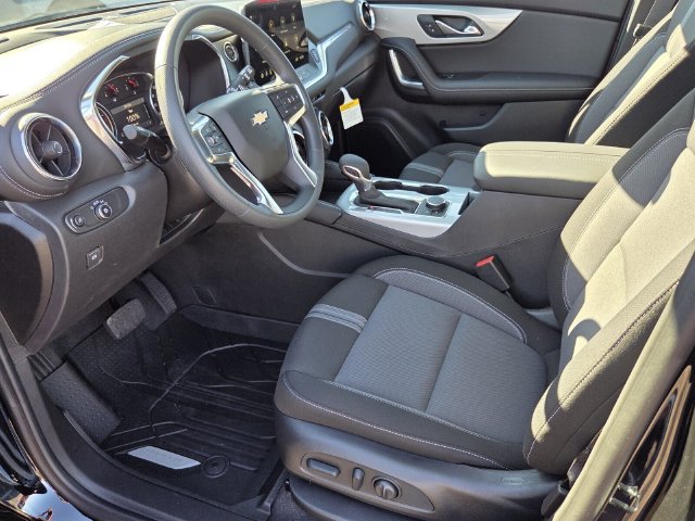 New 2026 Chevrolet Blazer LT w/ LPO, Floor Liner Package FWD image 6