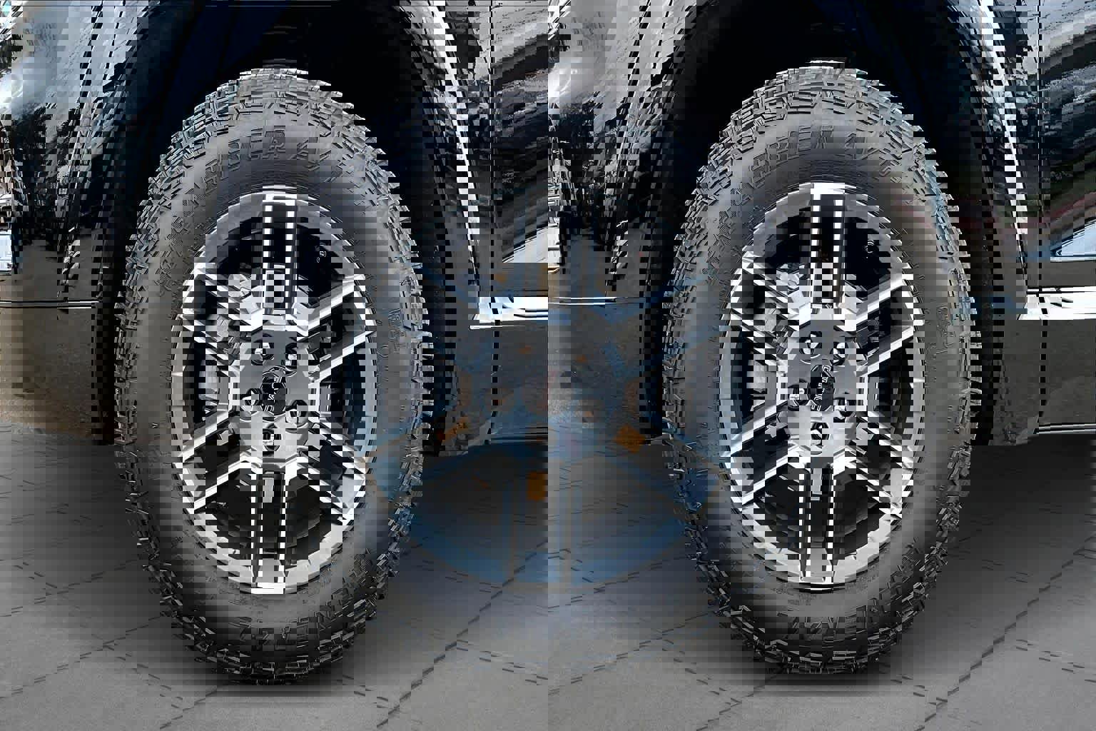 Used 2026 GMC Terrain AT4 w/ Convenience Package III image 11