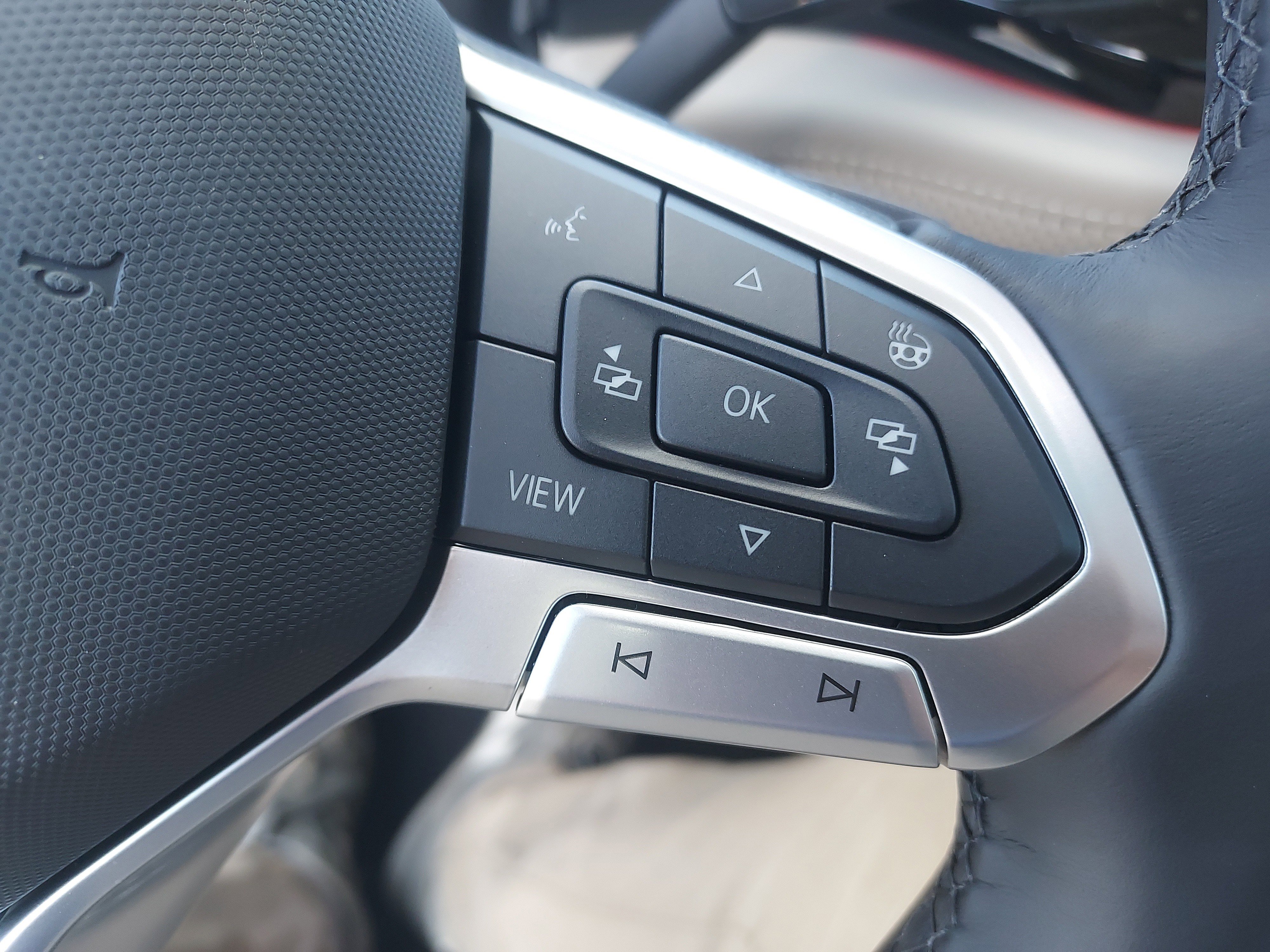 New 2026 Volkswagen Atlas SEL Premium R-Line image 29