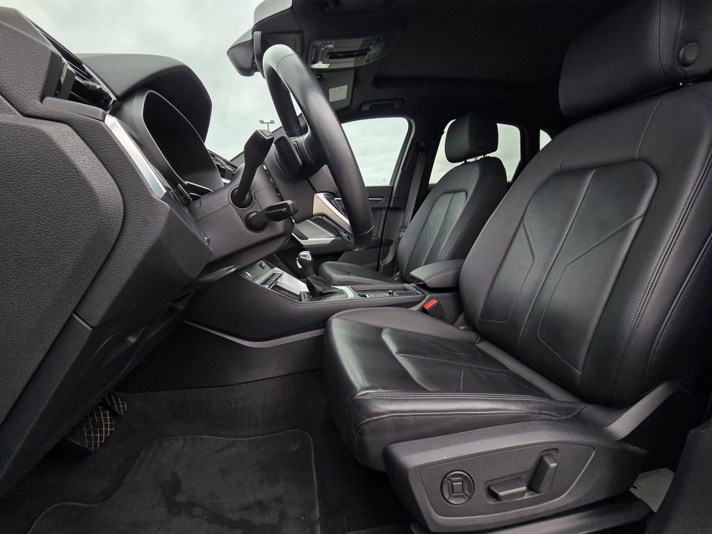 Used 2024 Audi Q3 2.0T Premium AWD/4WD image 23