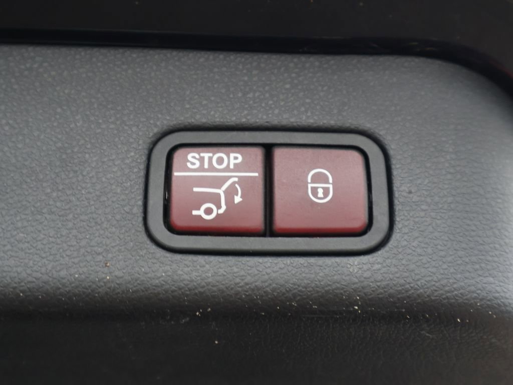 Used 2013 Mercedes-Benz ML 350 4MATIC image 12