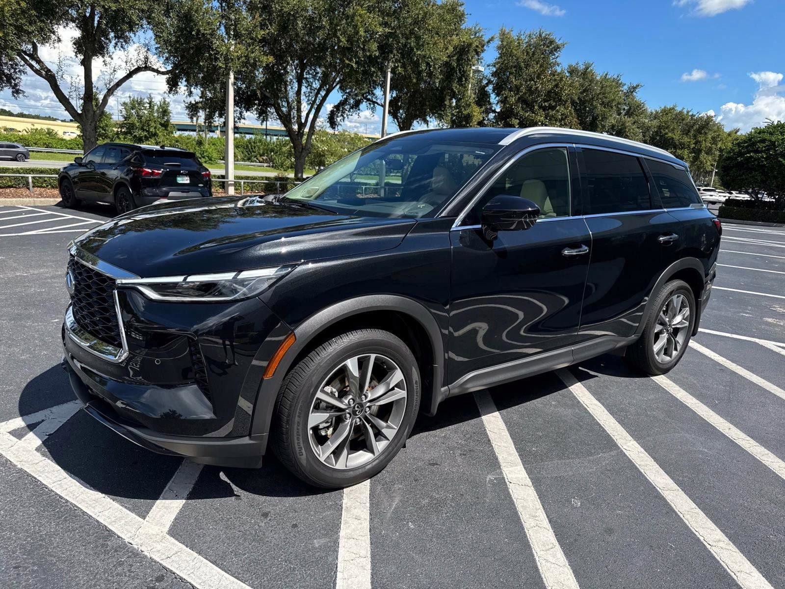 Certified 2025 INFINITI QX60 Luxe image 5