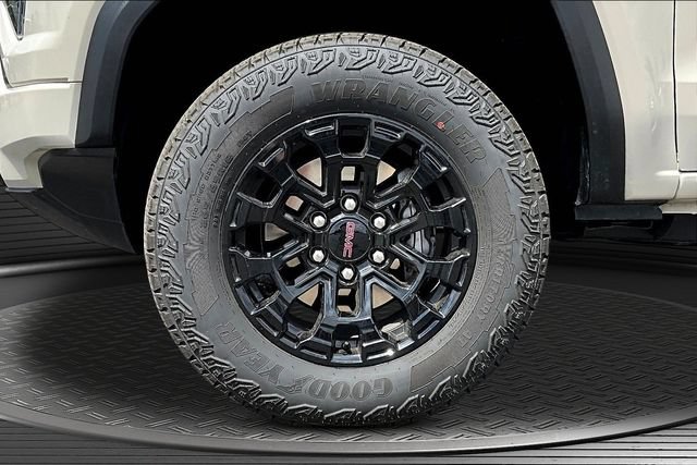 New 2026 GMC Canyon Elevation w/ Convenience Package AWD/4WD image 13