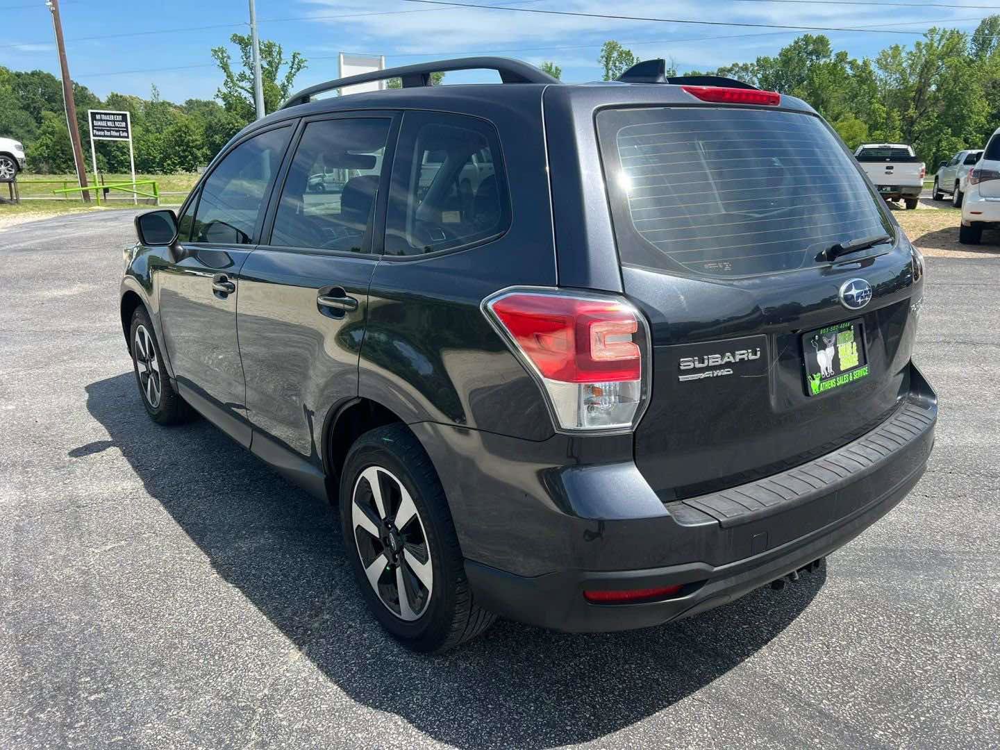 Used 2017 Subaru Forester 2.5i w/ Alloy Wheel Package AWD/4WD image 5