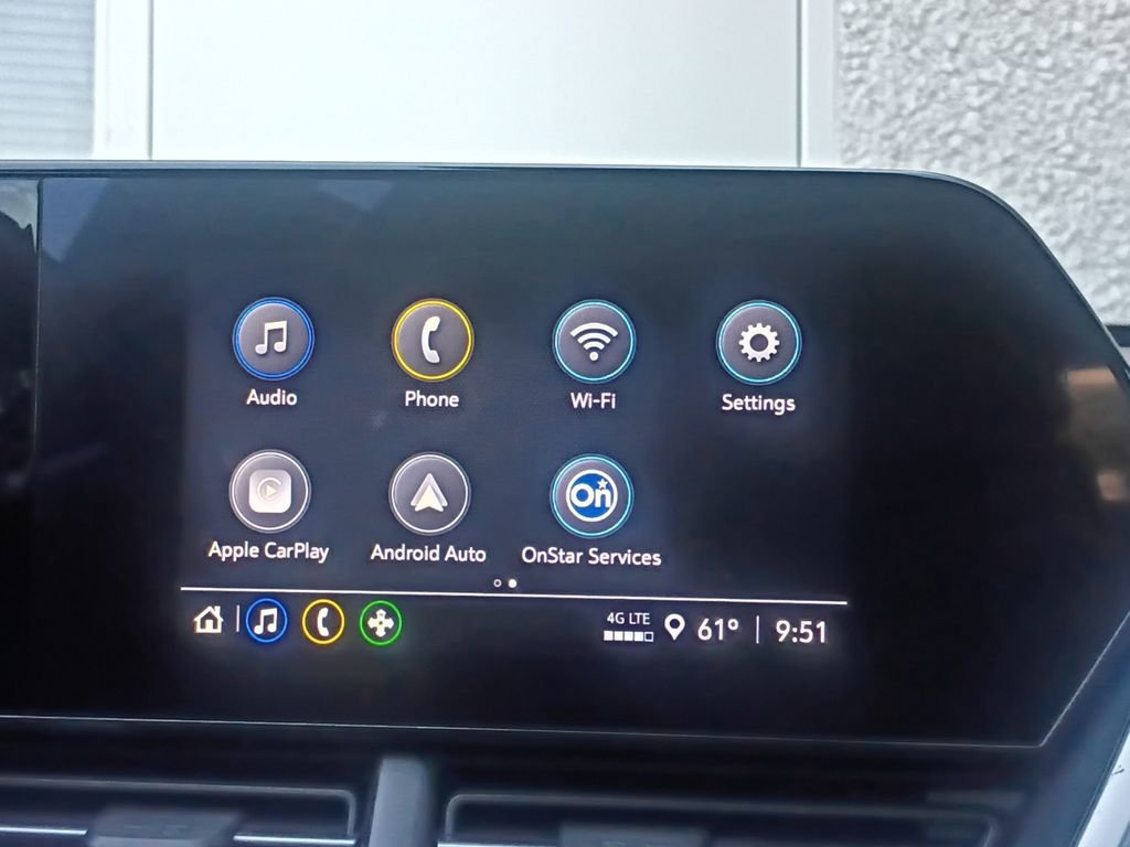 Used 2025 Chevrolet Trax RS w/ Driver Confidence Package image 8