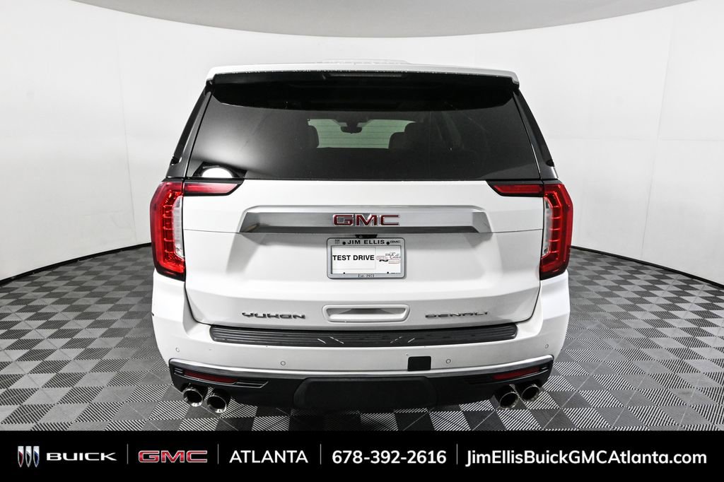Used 2021 GMC Yukon Denali w/ Denali Premium Package image 32