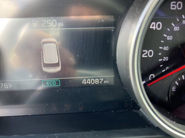 Certified 2024 Kia Carnival LX image 13