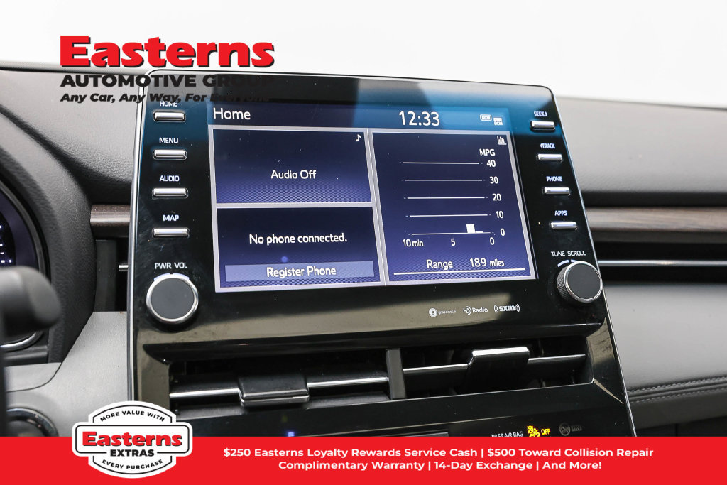 Used 2022 Toyota Avalon XLE w/ Moonroof Package FWD image 20