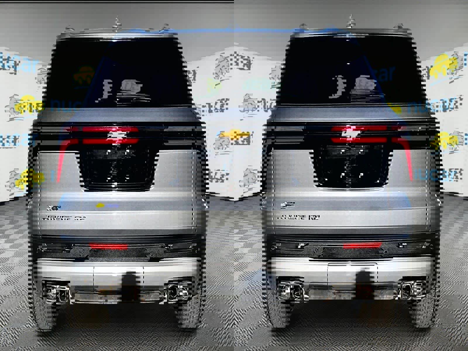 Used 2025 Chevrolet Traverse LT image 5