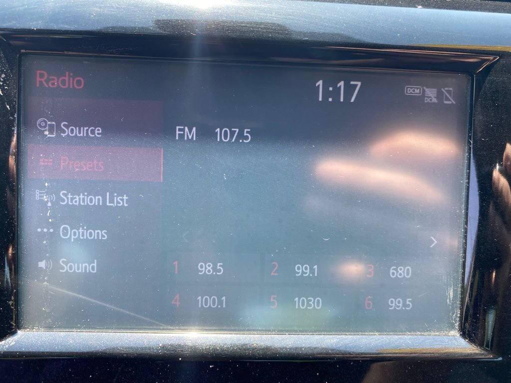 Used 2019 Toyota Camry LE FWD image 22