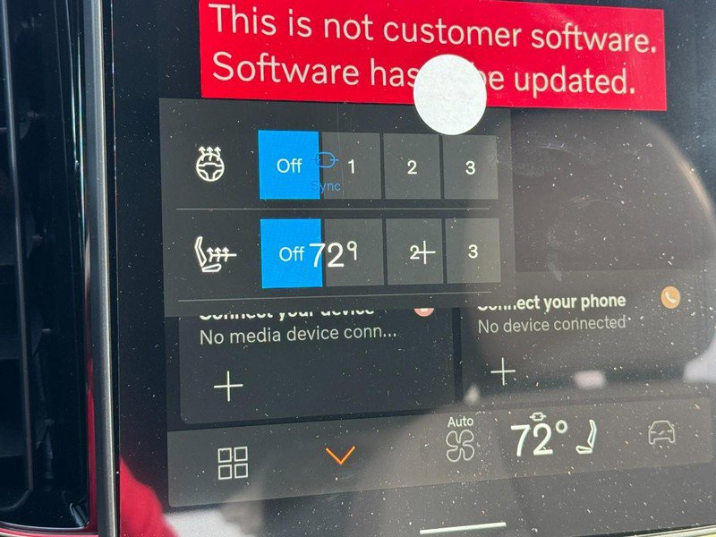 New 2026 Volvo XC60 B5 Plus w/ Climate Package image 13