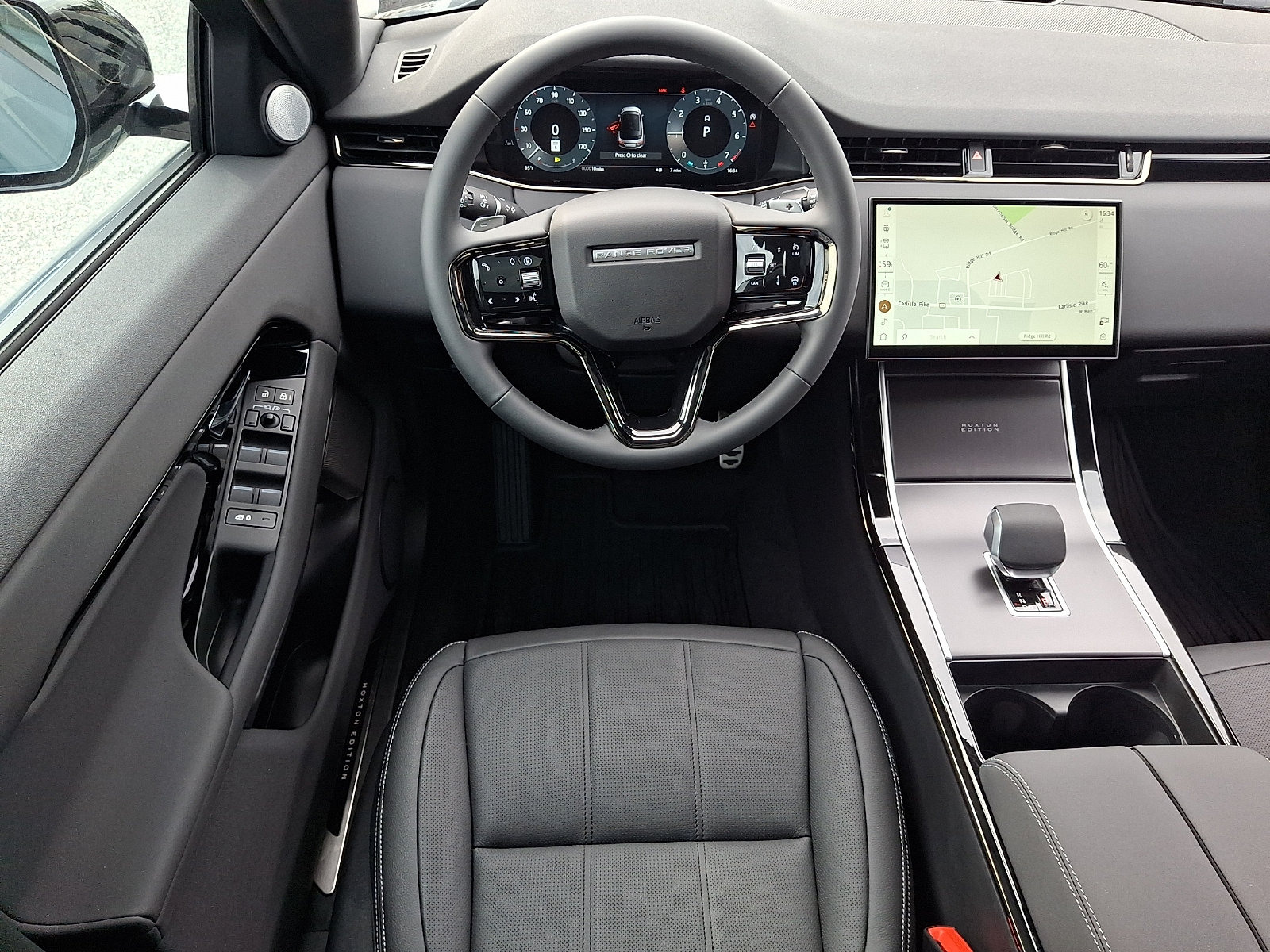 New 2026 Land Rover Range Rover Evoque Hoxton AWD/4WD image 9