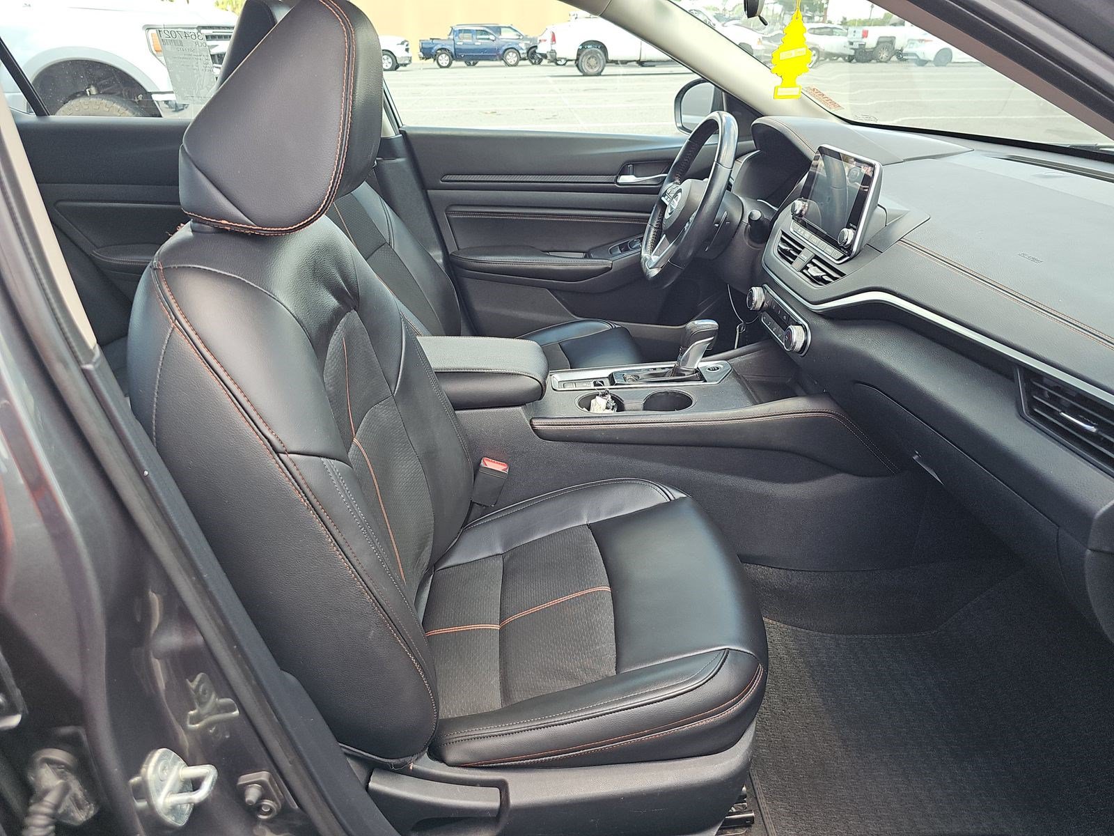 Used 2019 Nissan Altima 2.5 SR w/ SR Premium Package AWD/4WD image 13