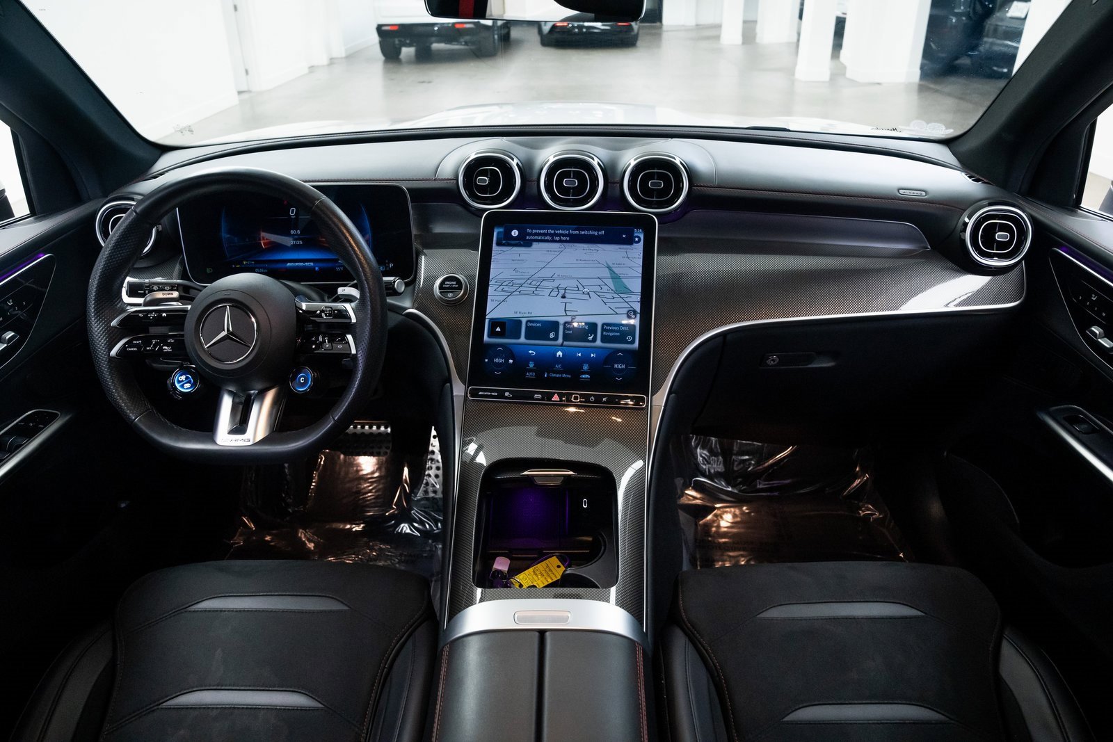 Used 2024 Mercedes-Benz GLC 43 AMG 4MATIC image 9