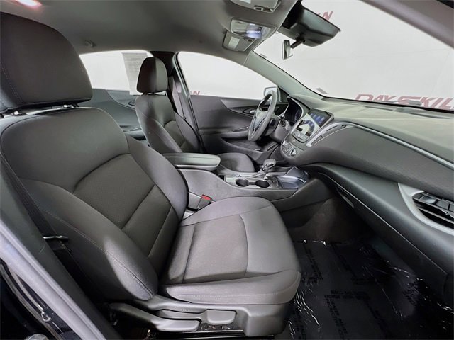 Used 2024 Chevrolet Malibu LT image 37