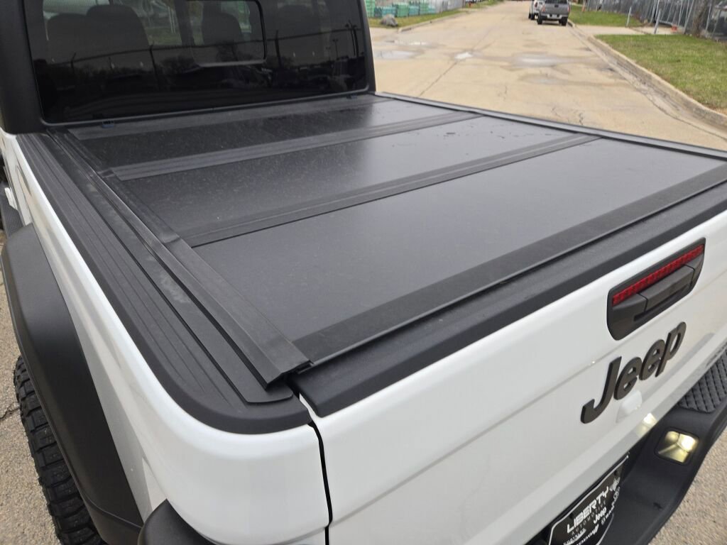 Used 2020 Jeep Gladiator Sport w/ Quick Order Package 24S image 15