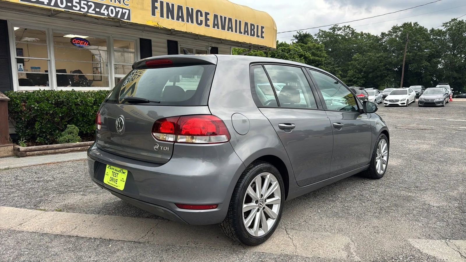 Used 2013 Volkswagen Golf TDI FWD image 3