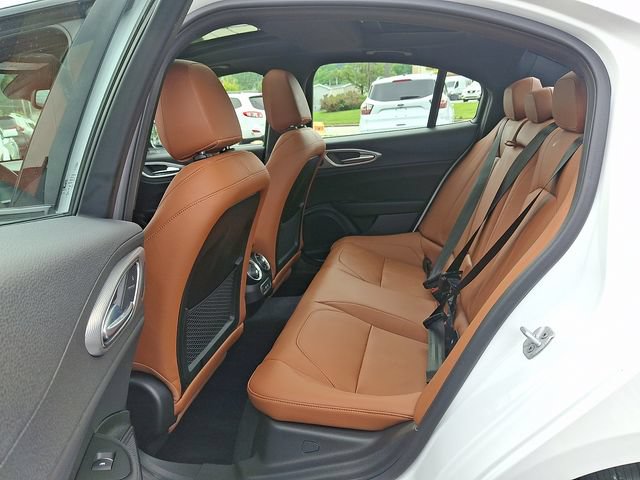 Used 2024 Alfa Romeo Giulia Ti w/ Active Assist Plus Package RWD image 10