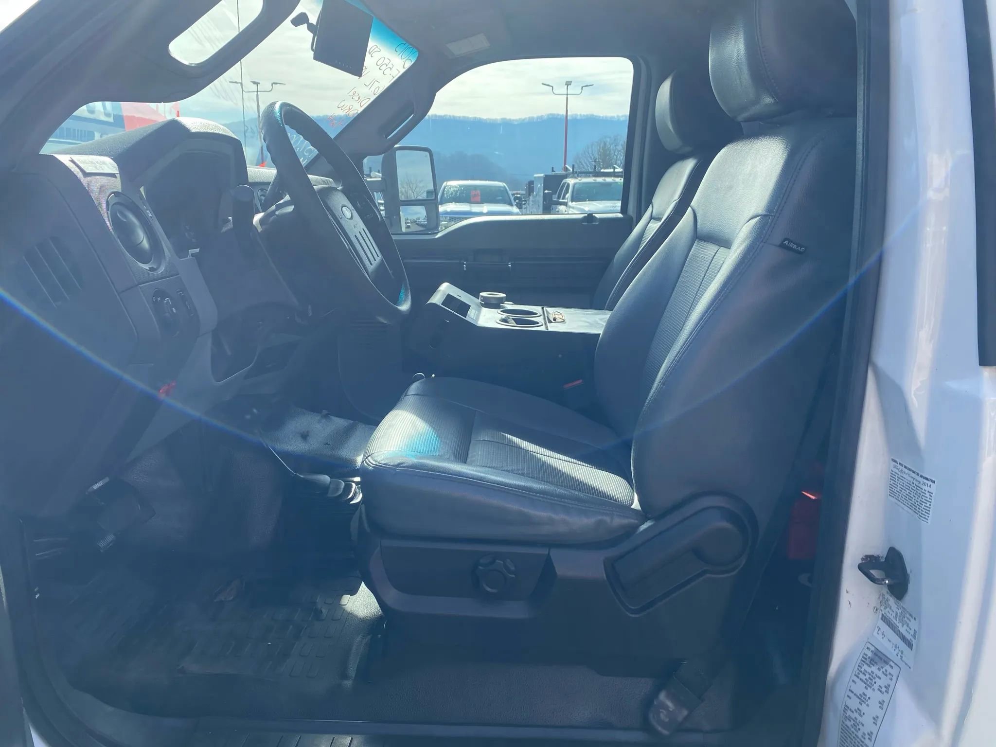 Used 2015 Ford F550 4x4 Regular Cab Super Duty image 10