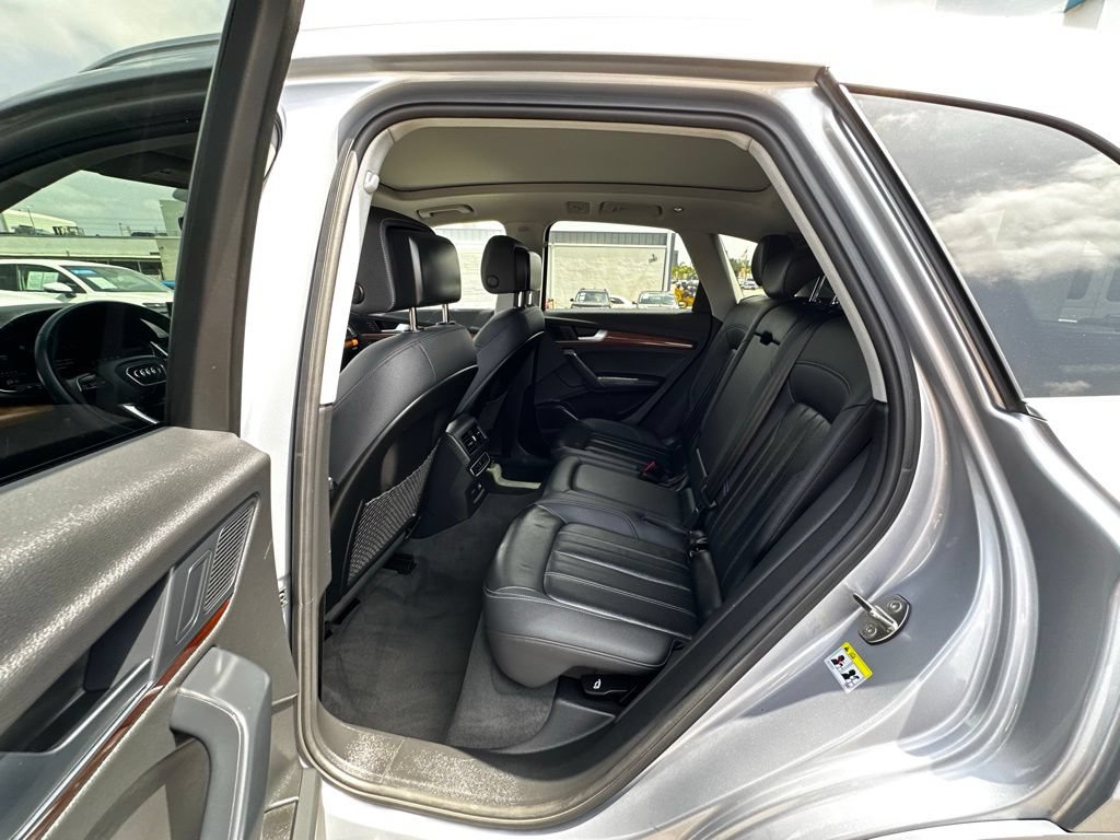 Used 2022 Audi Q5 2.0T Premium Plus AWD/4WD image 24