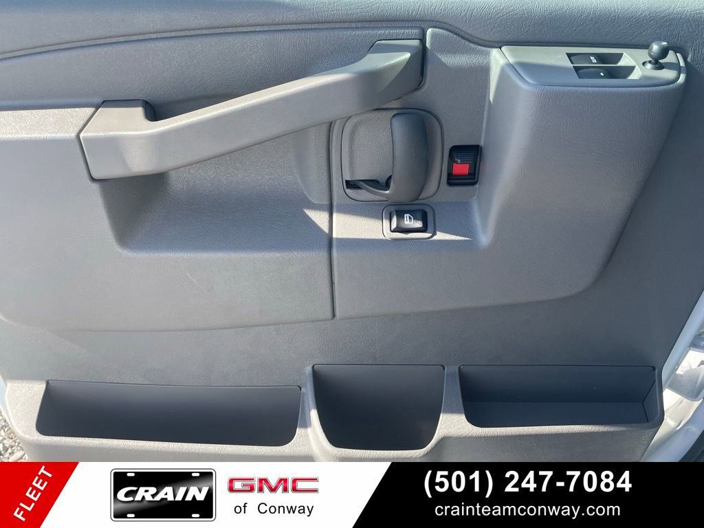 New 2025 GMC Savana 2500 w/ Driver Convenience Package RWD image 17