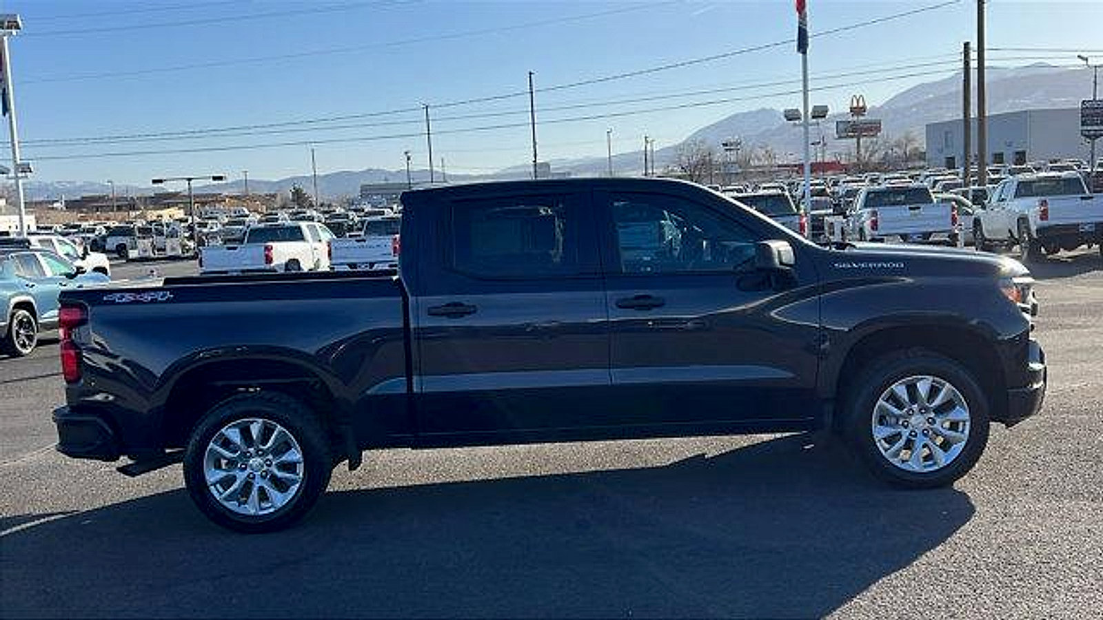 Certified 2023 Chevrolet Silverado 1500 Custom image 4
