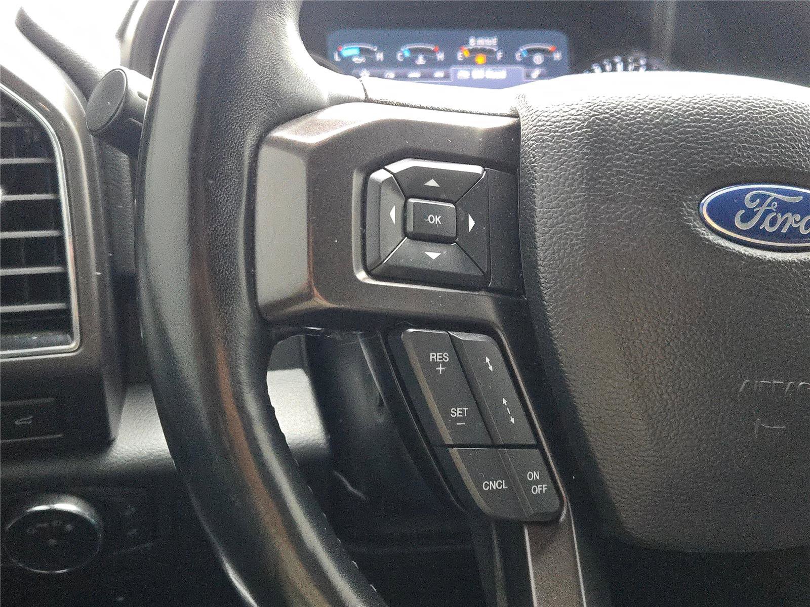 Used 2021 Ford Expedition Limited image 36