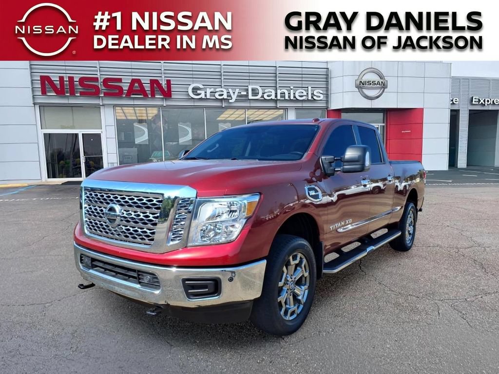 Used 2018 Nissan Titan SV w/ SV Convenience Package AWD/4WD image 3