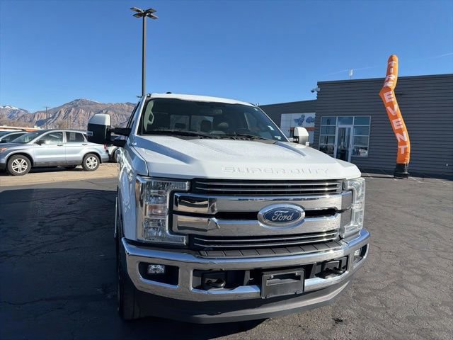 Used 2017 Ford F350 Lariat image 4