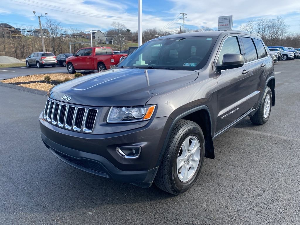 Certified 2016 Jeep Grand Cherokee Laredo w/ Quick Order Package 23E image 7
