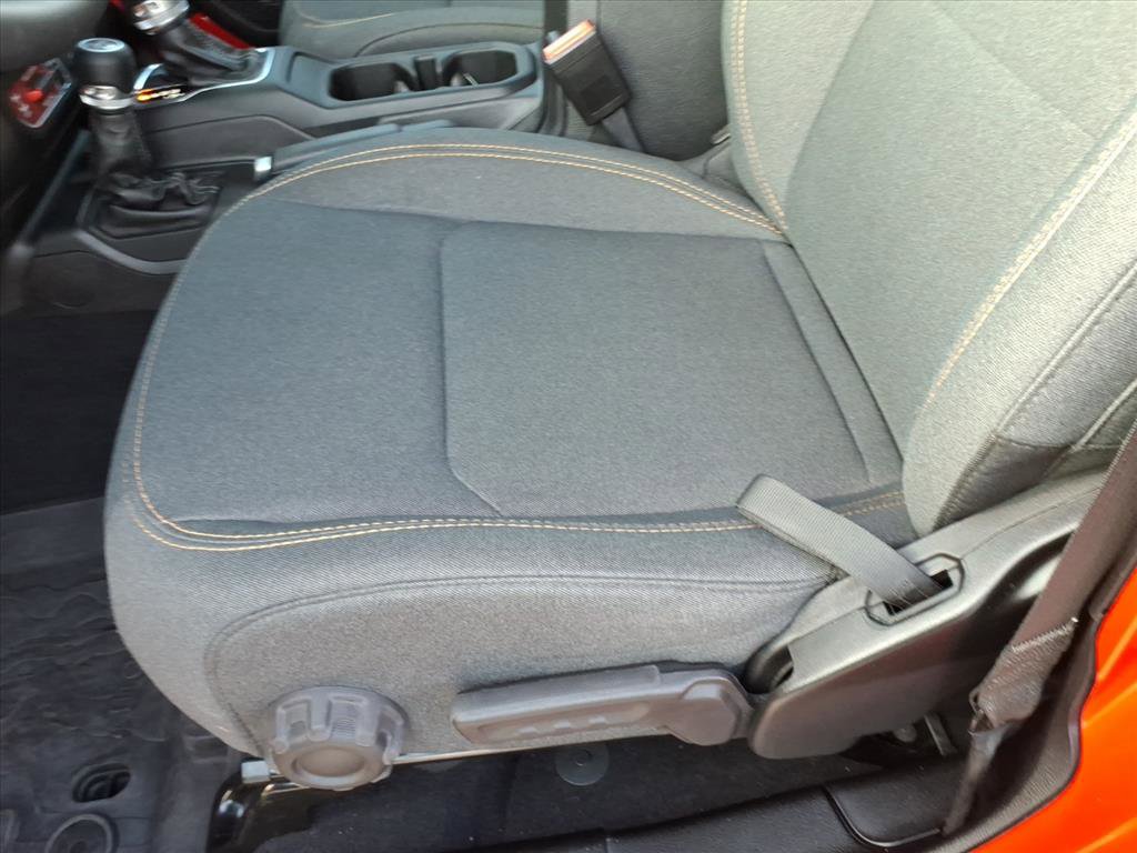 Used 2025 Jeep Wrangler Willys image 25