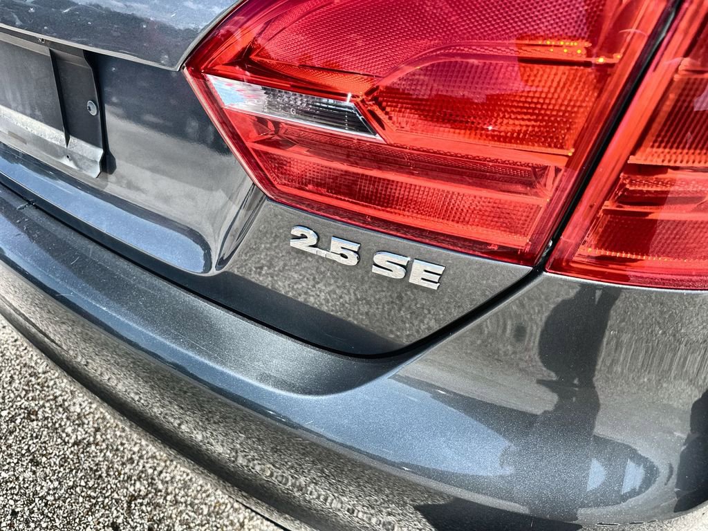 Used 2013 Volkswagen Jetta SE FWD image 7