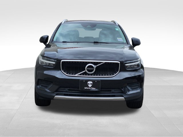 Used 2020 Volvo XC40 T5 Momentum w/ Protection Package Premier AWD/4WD image 2