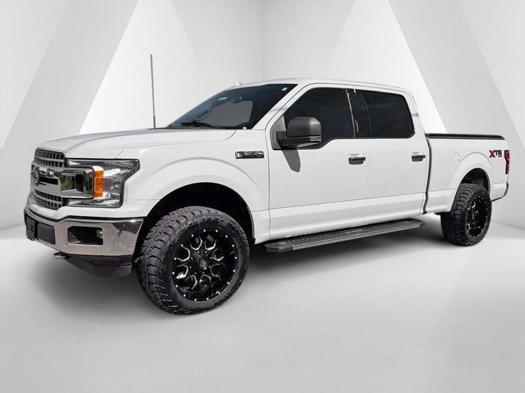 Used 2018 Ford F150 XLT w/ Equipment Group 302A Luxury AWD/4WD image 3