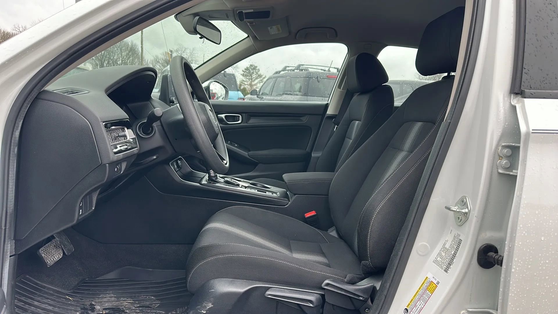 Used 2024 Honda Civic LX image 9