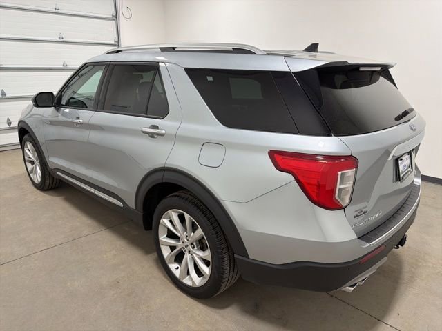 Used 2023 Ford Explorer Platinum w/ Technology Package image 6