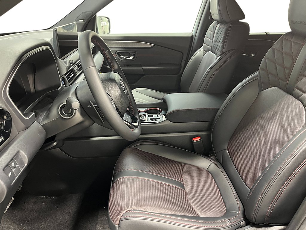 New 2026 Honda Pilot Black Edition image 13