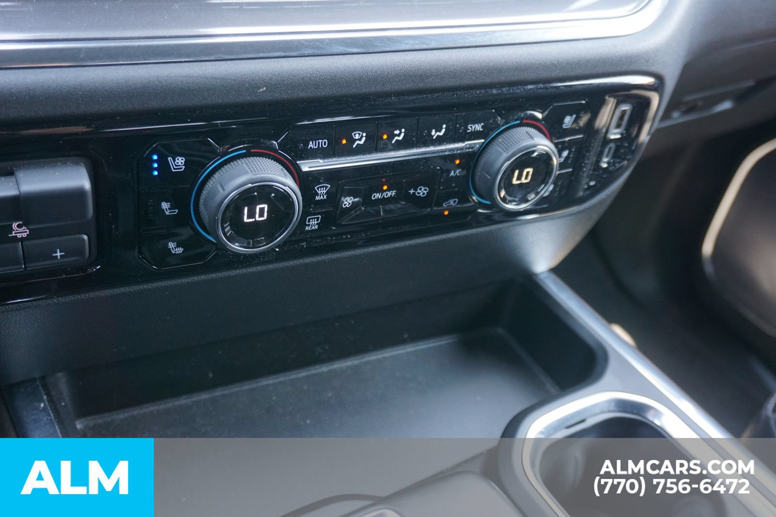 Used 2023 Chevrolet Silverado 1500 High Country w/ High Country Premium Package AWD/4WD image 44