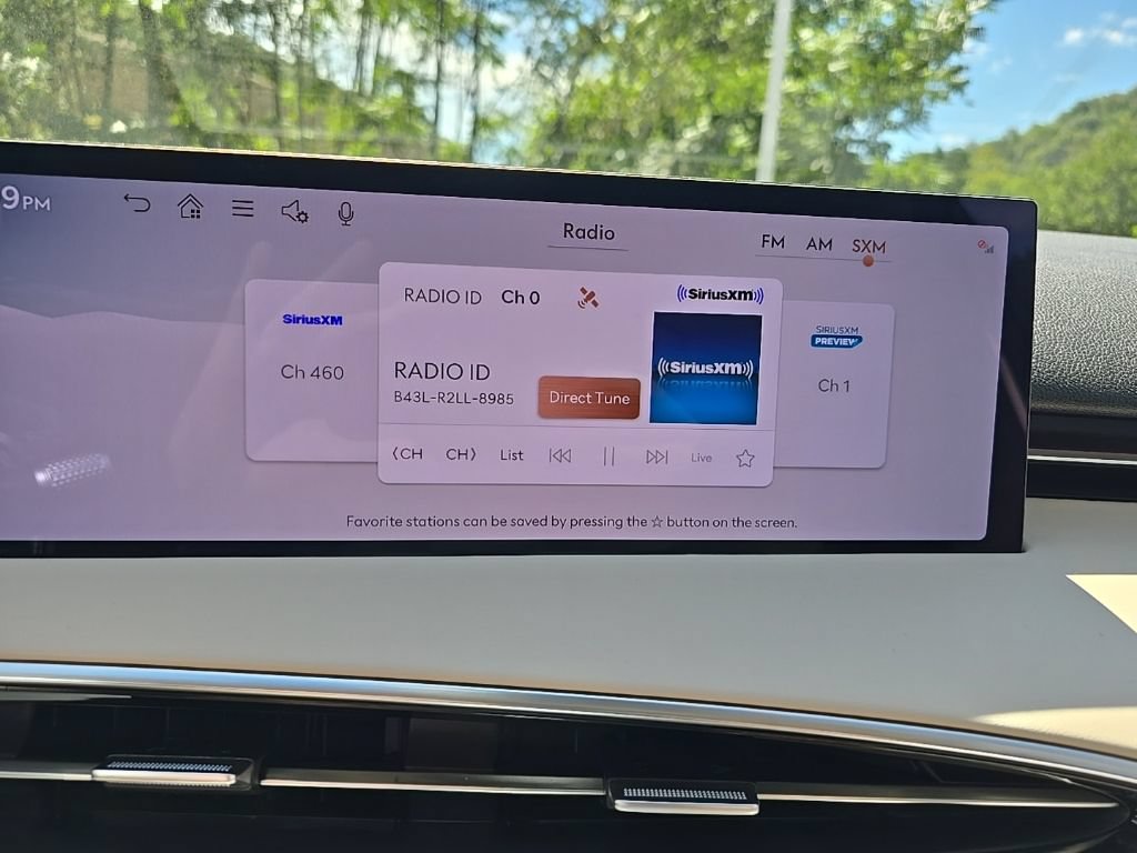 New 2027 Genesis GV70 2.5T Select AWD/4WD image 8