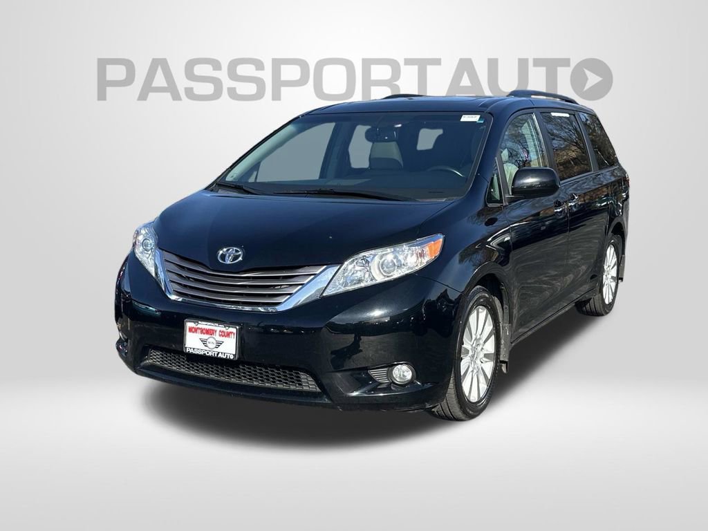 Used 2016 Toyota Sienna XLE